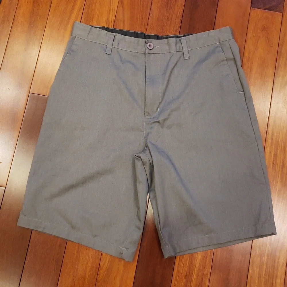 Burnside men's casual flat front shorts.  34 waist. Grey