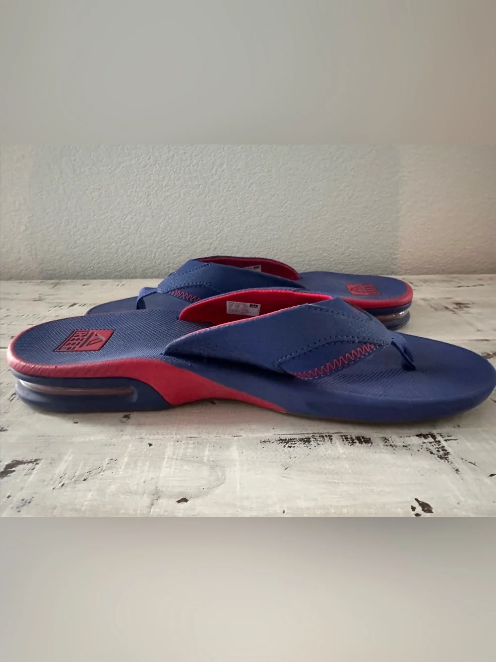 Reef Texas Rangers MLB Flip Flops Men’s 13 Bottle Opener Sandals