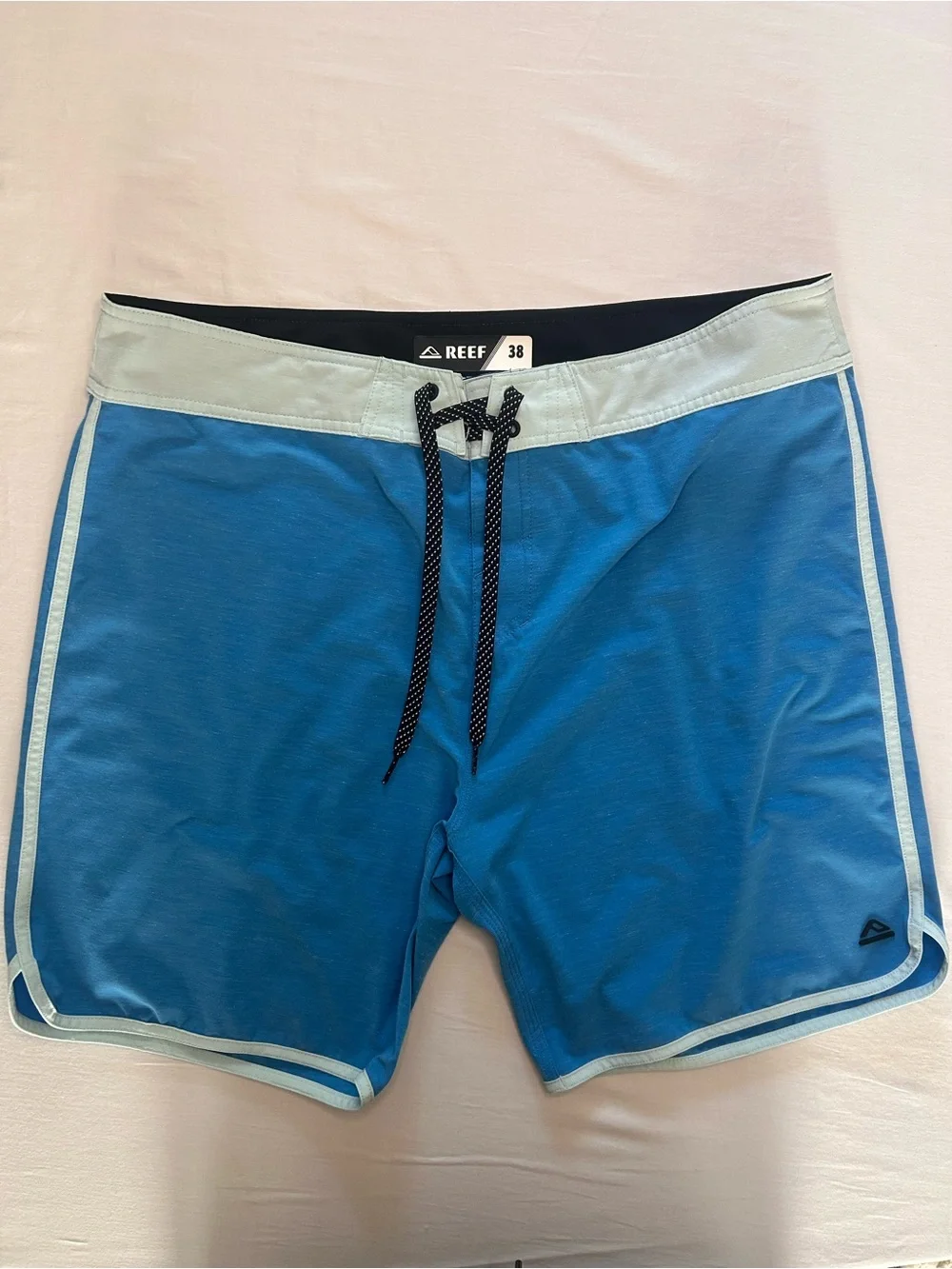 REEF Men’s Board Shorts Size 38 Blue Stretch Surf Swim Trunks