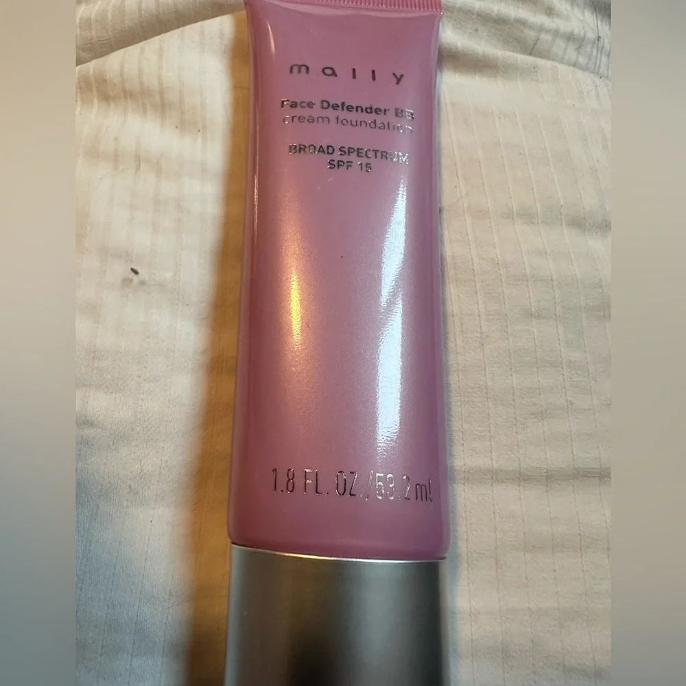 Mally Beauty face defender