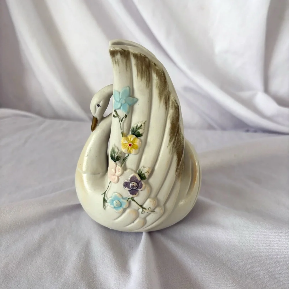 Vintage ceramic swan