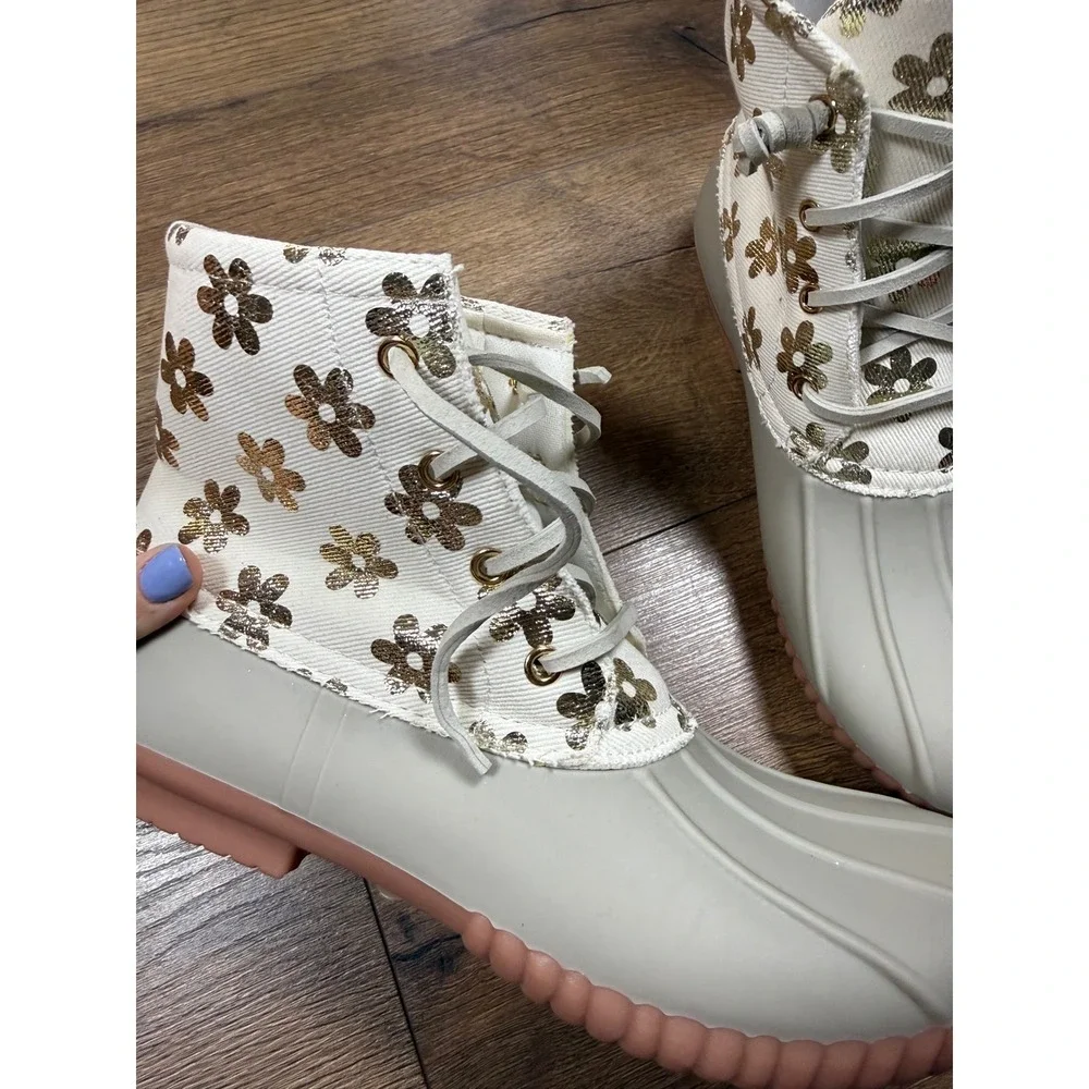 Simply Southern Womens Size 11 Duck Boots Cream Gold Floral Metallic Lace Up‎