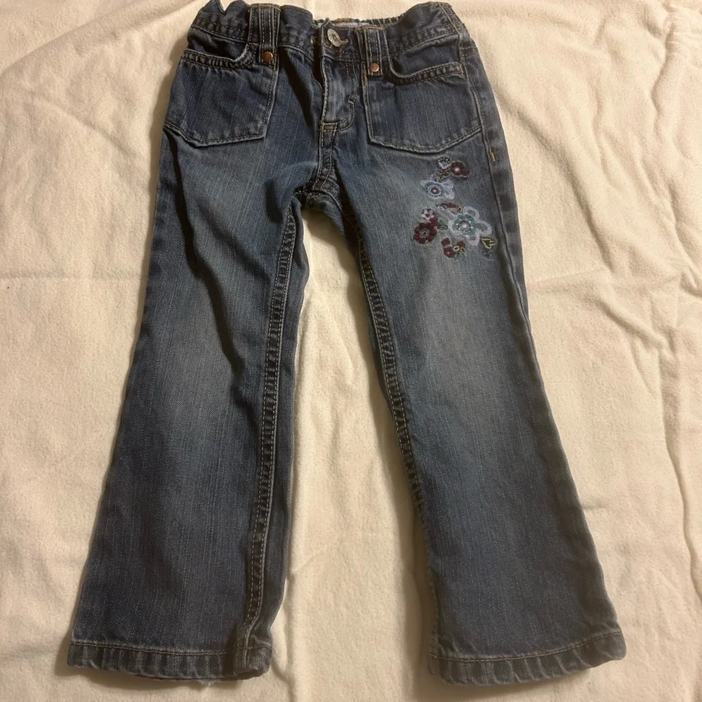 OshKosh B'gosh Blue Jeans‎ with Embroidery