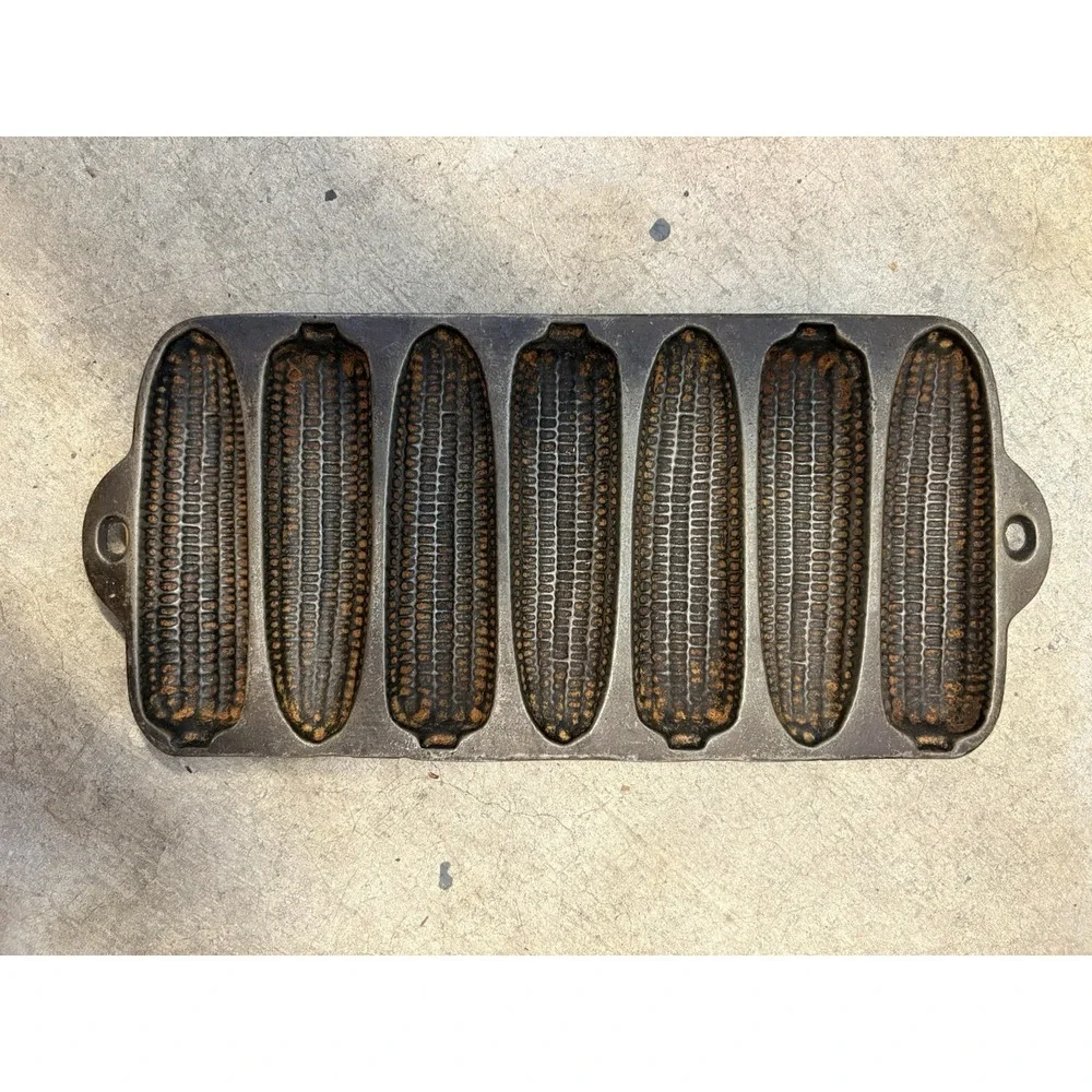 Stove & Range Cast‎ Iron Corn Stick Bread Pan 1950s Vintage Cornbread