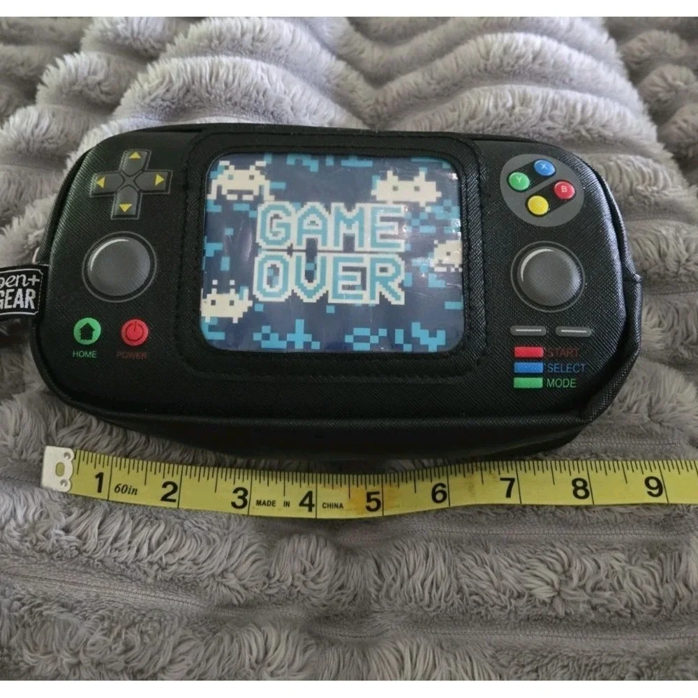 Pen Gear Nintendo Controller Vinyl Zip Up Pencil Pen Markers Carrying Case EUC!