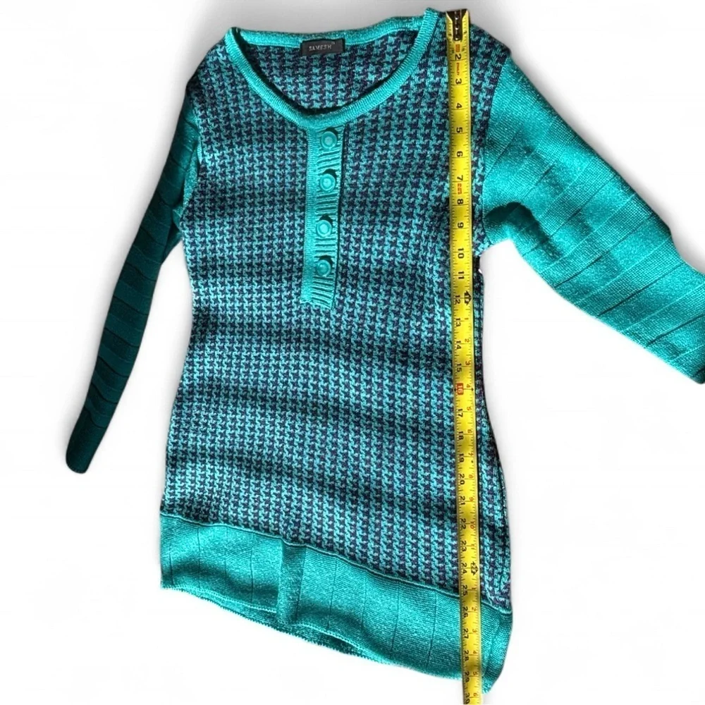 Vintage embrace cozy