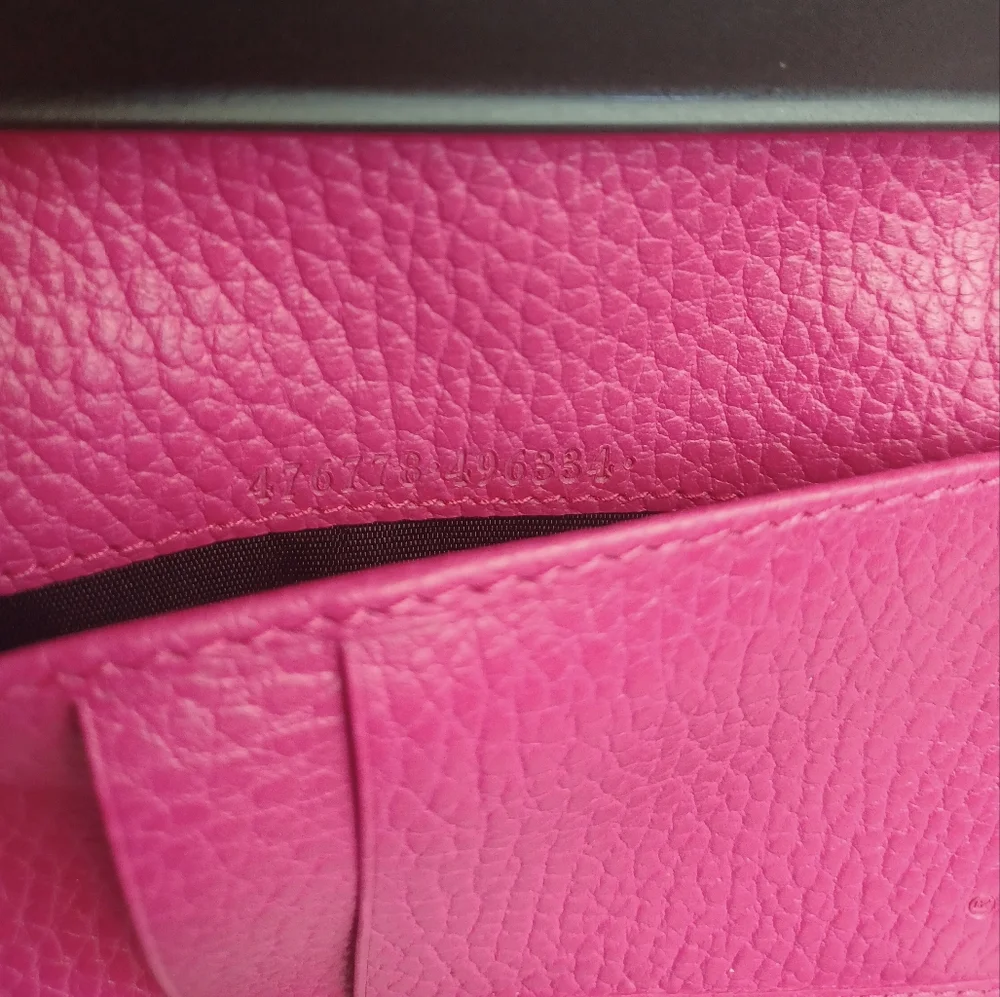 Gucci comes box