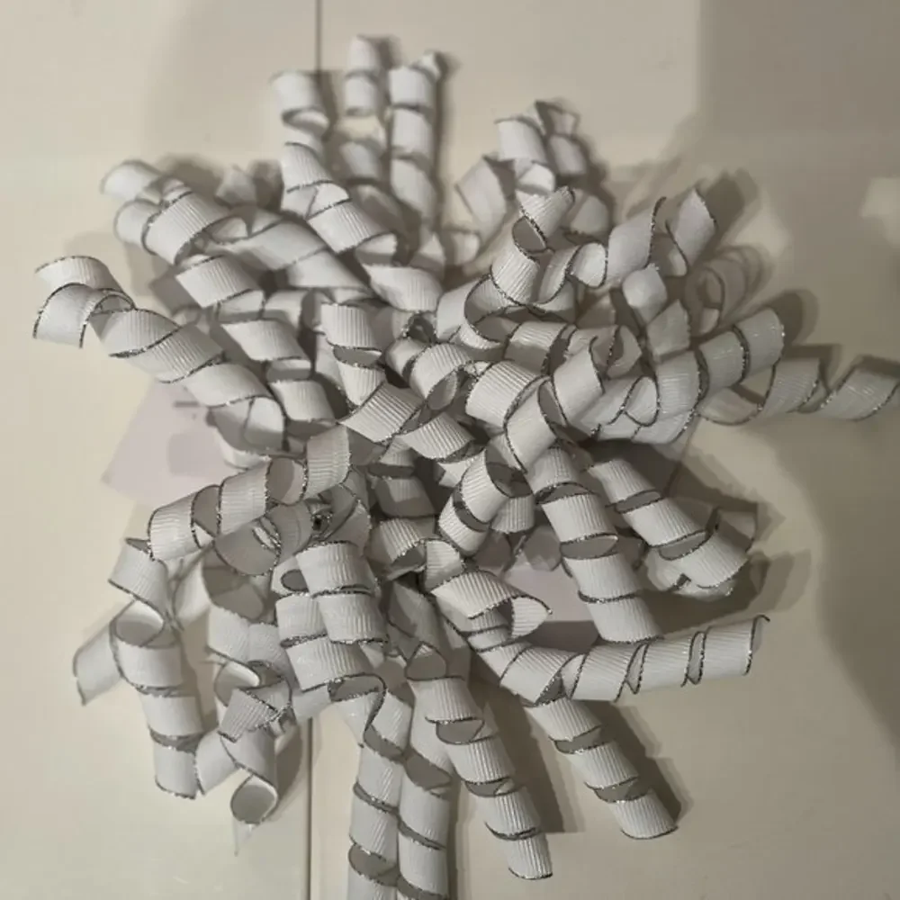 Martha Stewart Premium Curly Bows (4)‎ – White and Silver