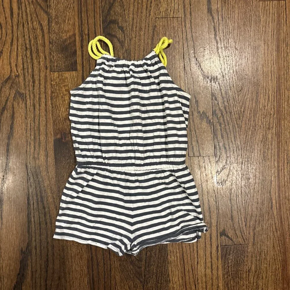 Baby gap striped romper shorts size 4