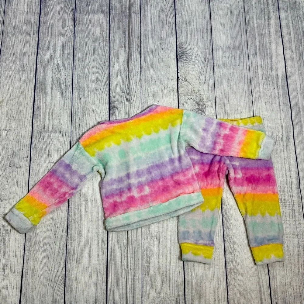 The Children's Place Rainbow Tie-Dye Plush Pajama Set Size 2T/3T