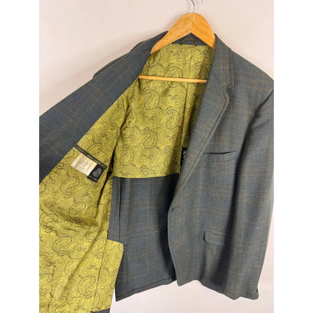 Vintage Beau Marc Saxony Tweed Wool Blazer Blue Plaid Sport Coat Made in England