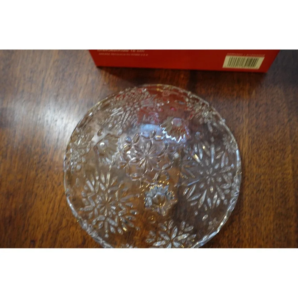 The Unbranded Brand size bowl