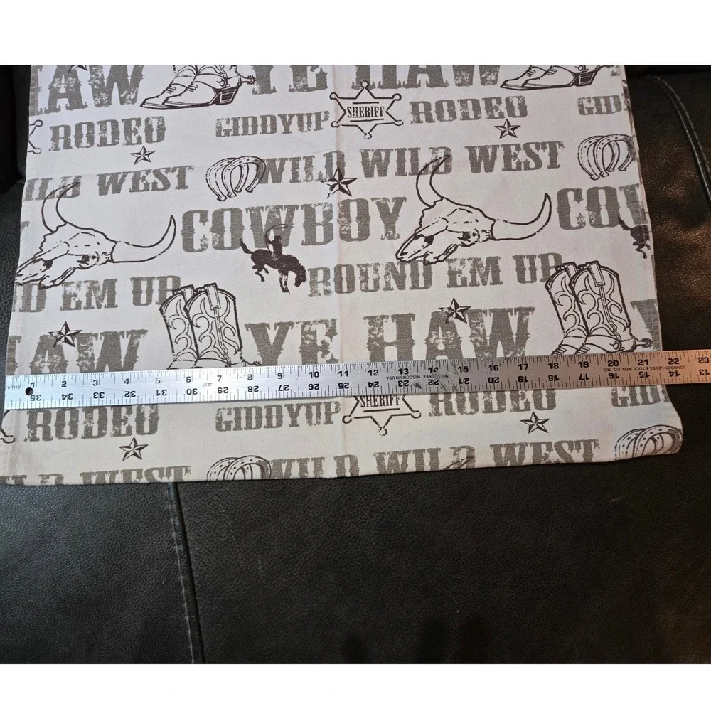 Unbranded western themed