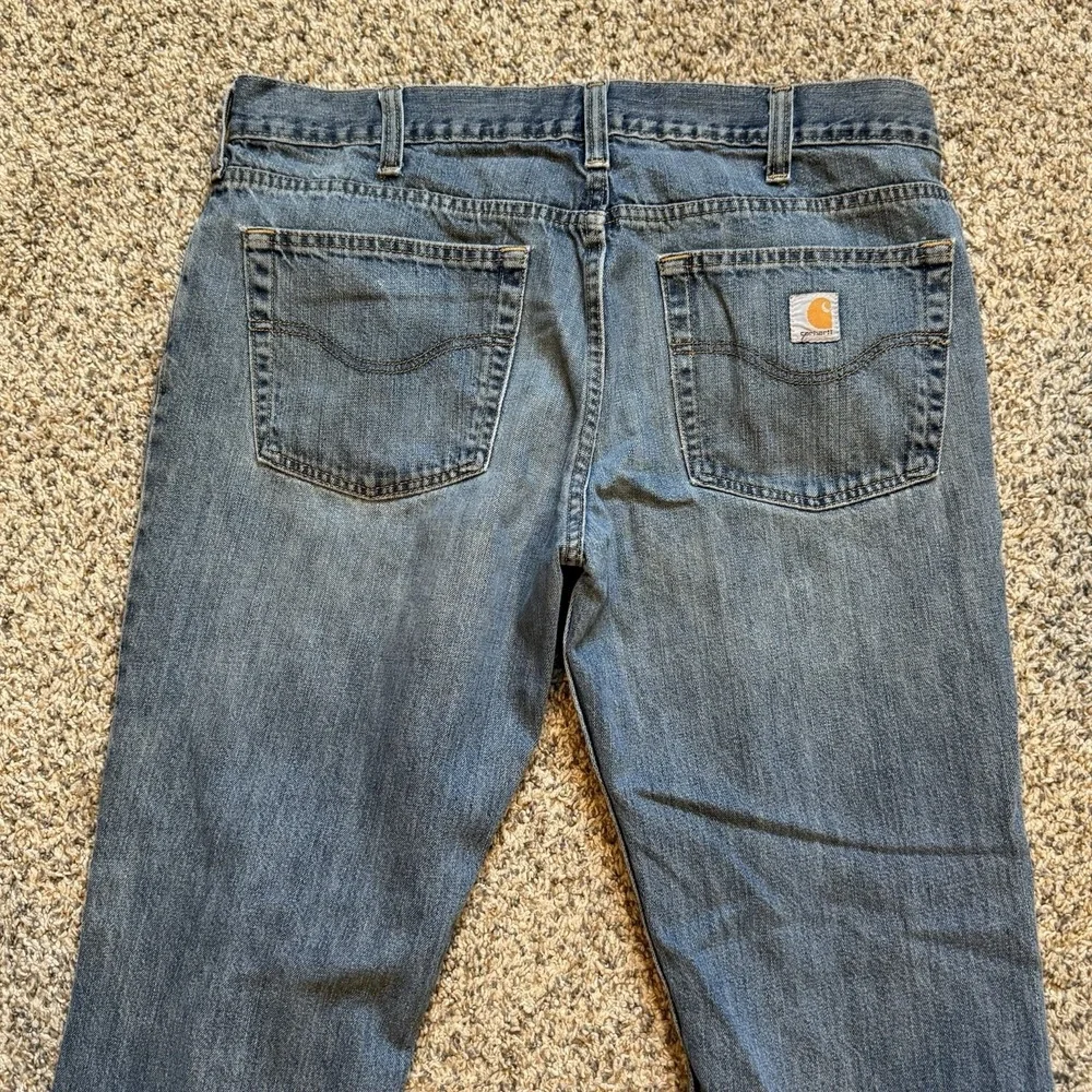 Carhartt small knee