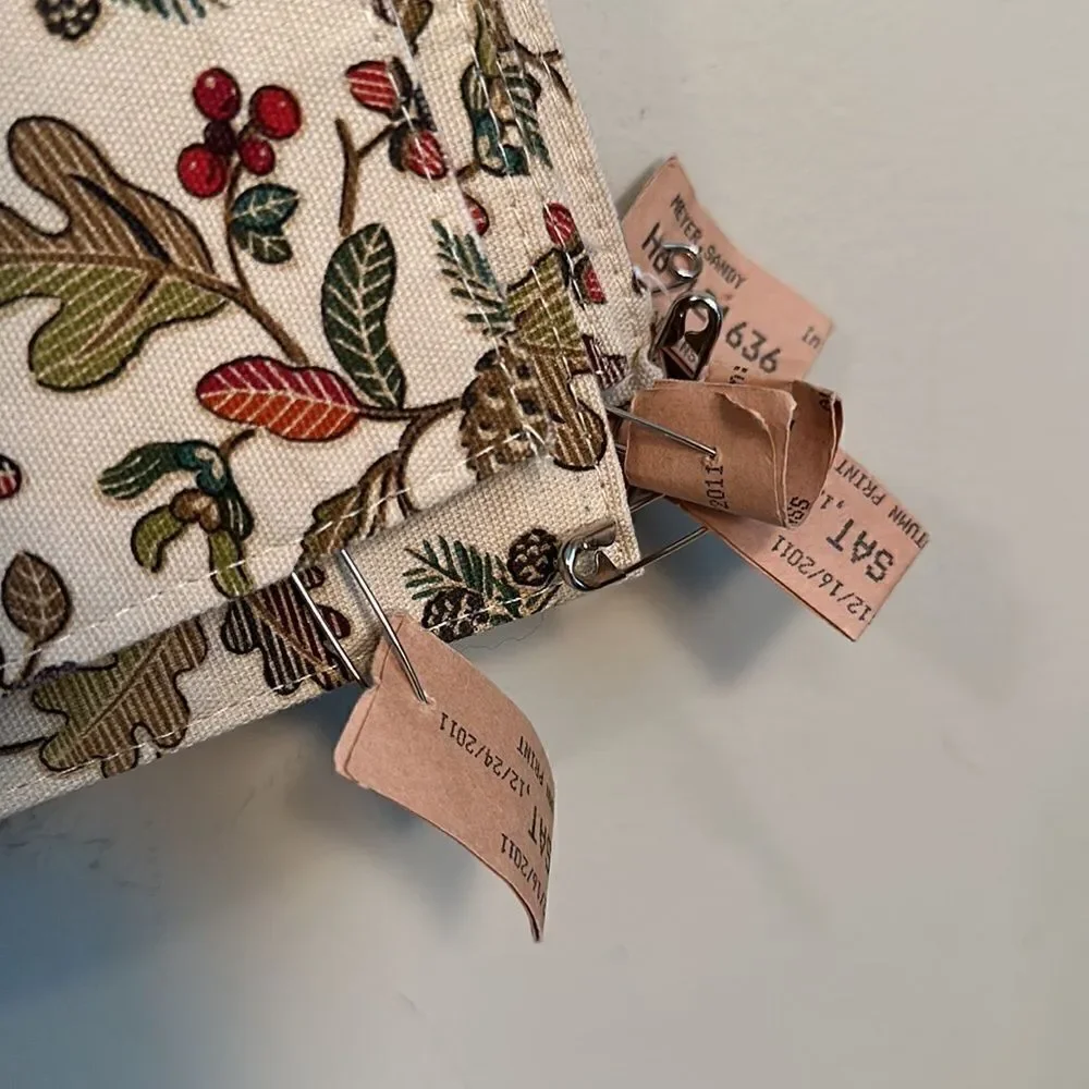 Source Unknown festive fabric