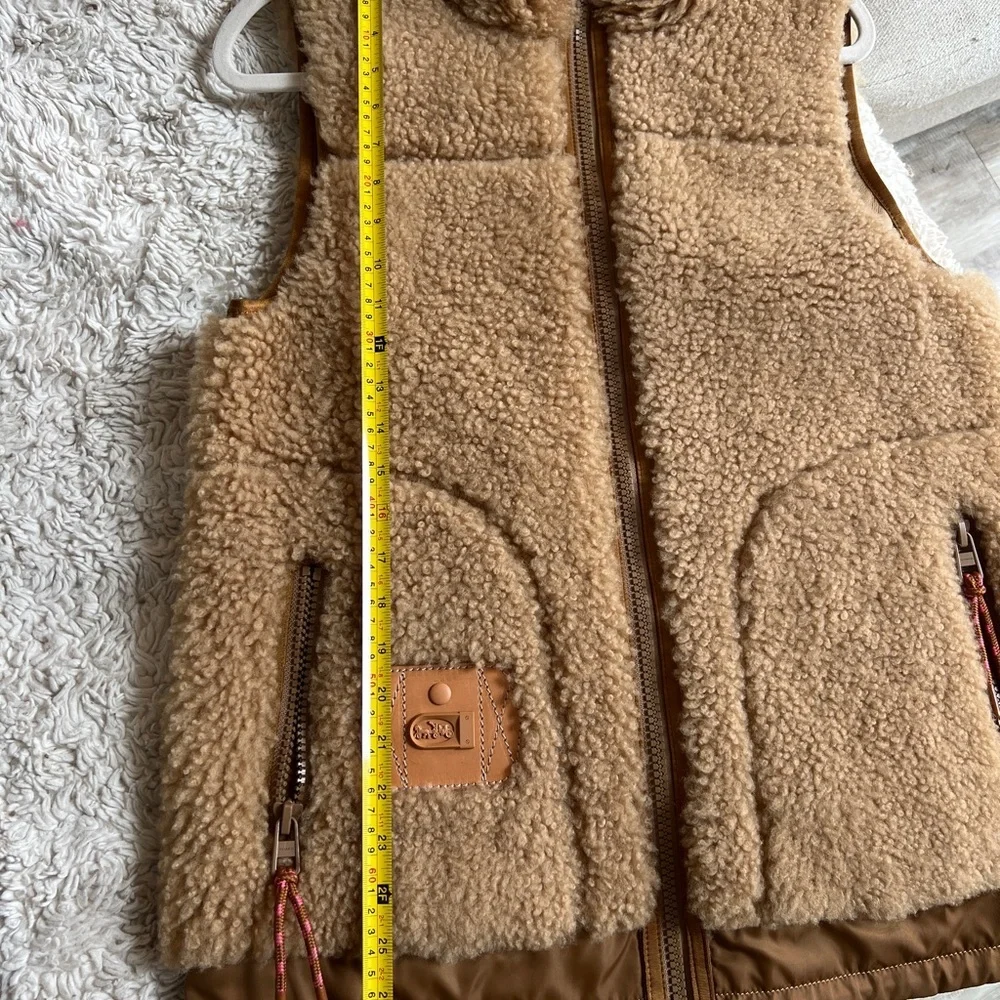 Coach Shearling Leather Tan Vest Jacket Outerwear BNWT
