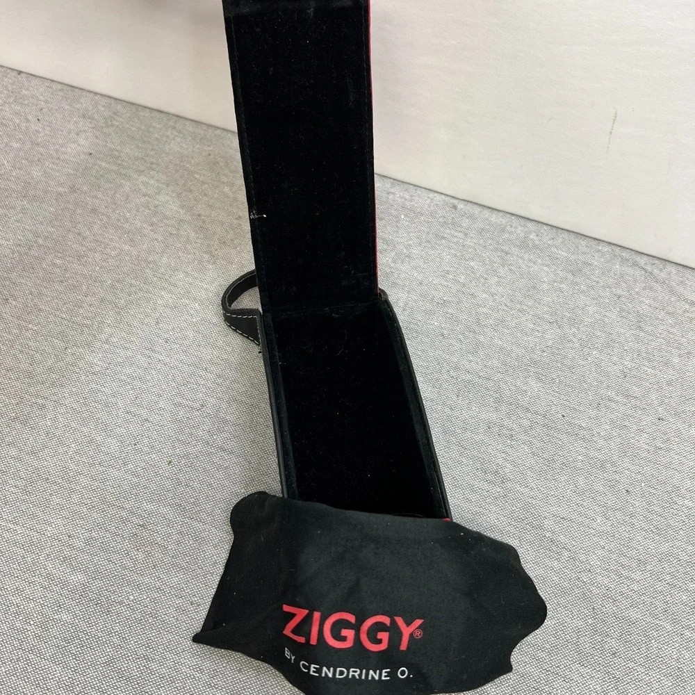 Ziggy By Cendrine O thank you