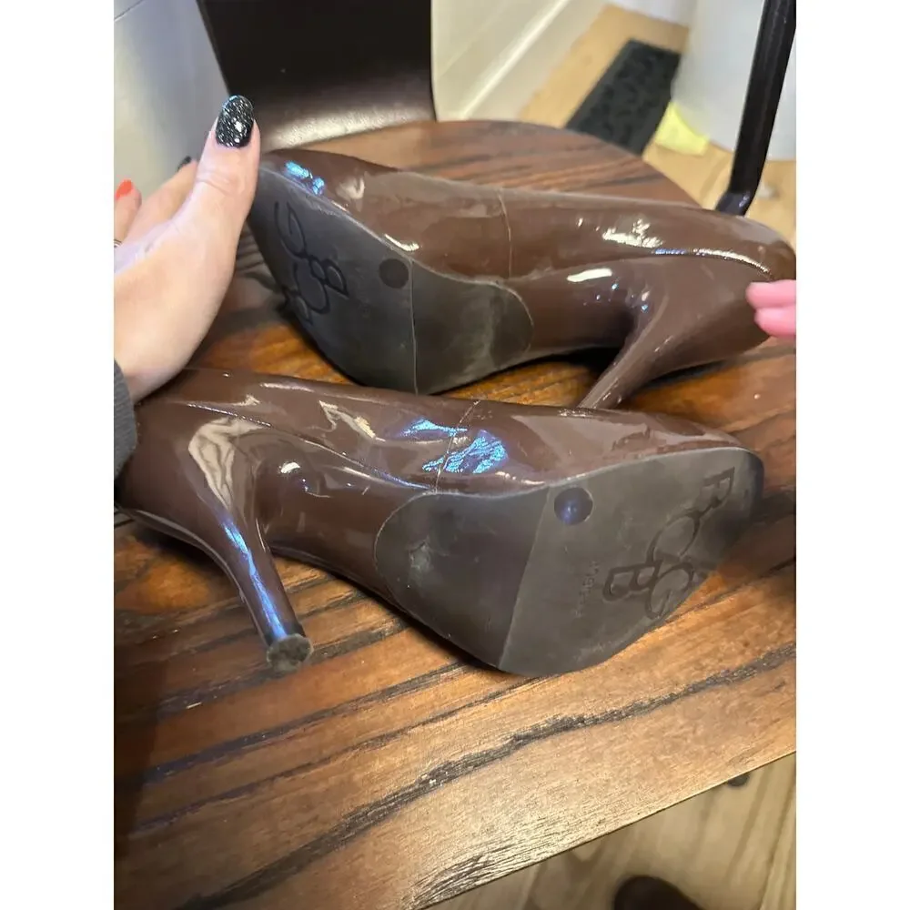 BCBG Girls Patent Leather Heels, Womens 7 1/2, Brown Patent Leather