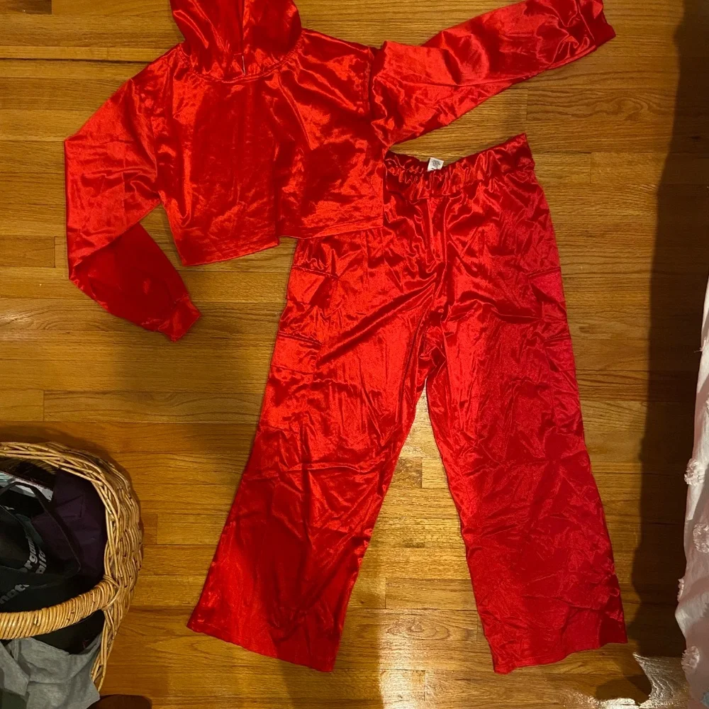 Weissman 2-Piece Hip Hop Dance Costume – Red Satin Top and Cargo Pants