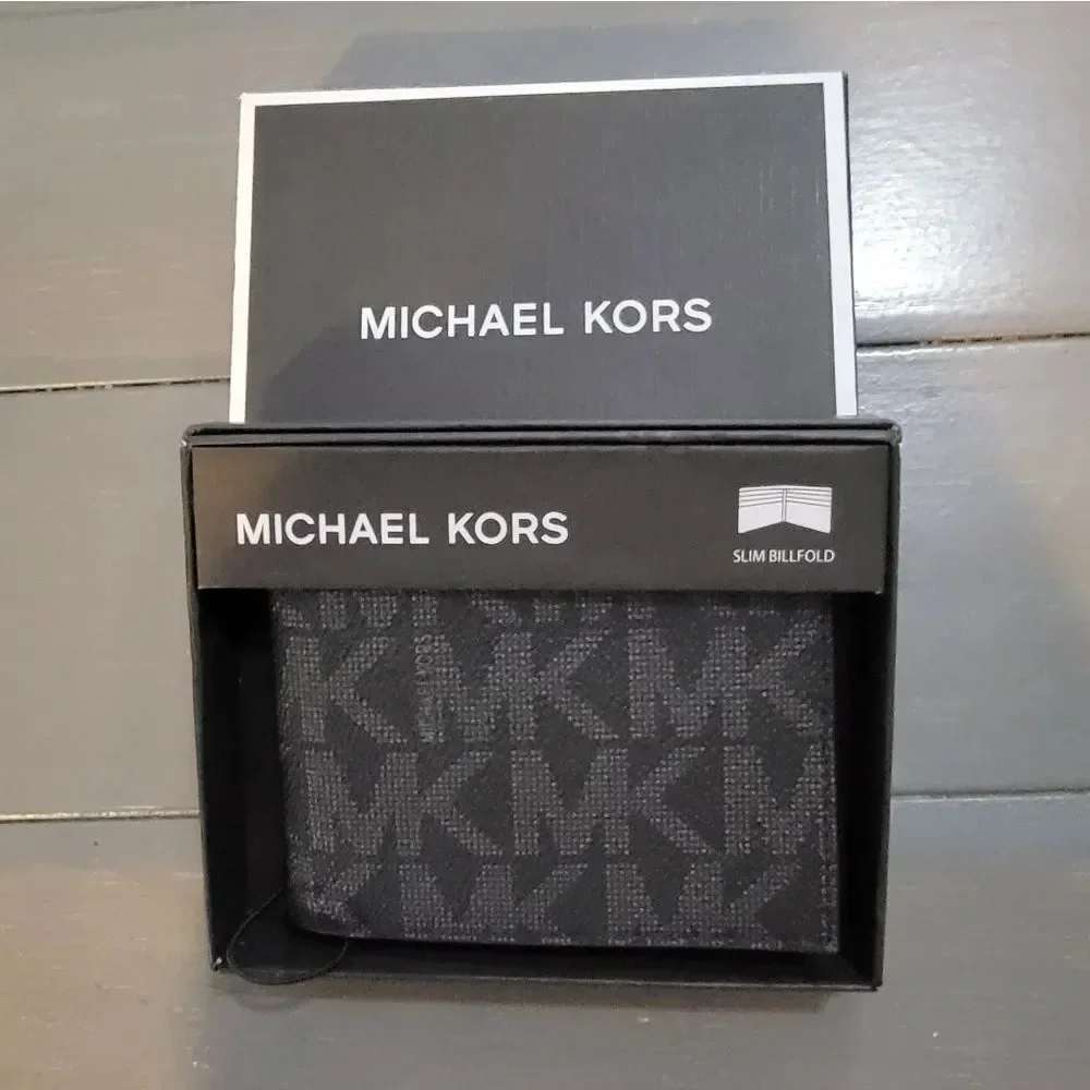 Michael Kors travel word