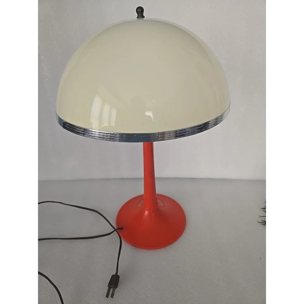 Vintage Mid Century Modern Plastic Mushroom Table Lamp Retro 1960's