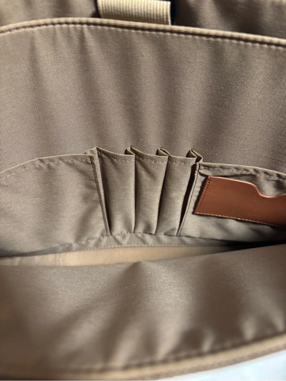 Hartmann logo brown