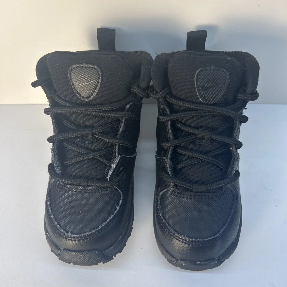 Nike cleaning please