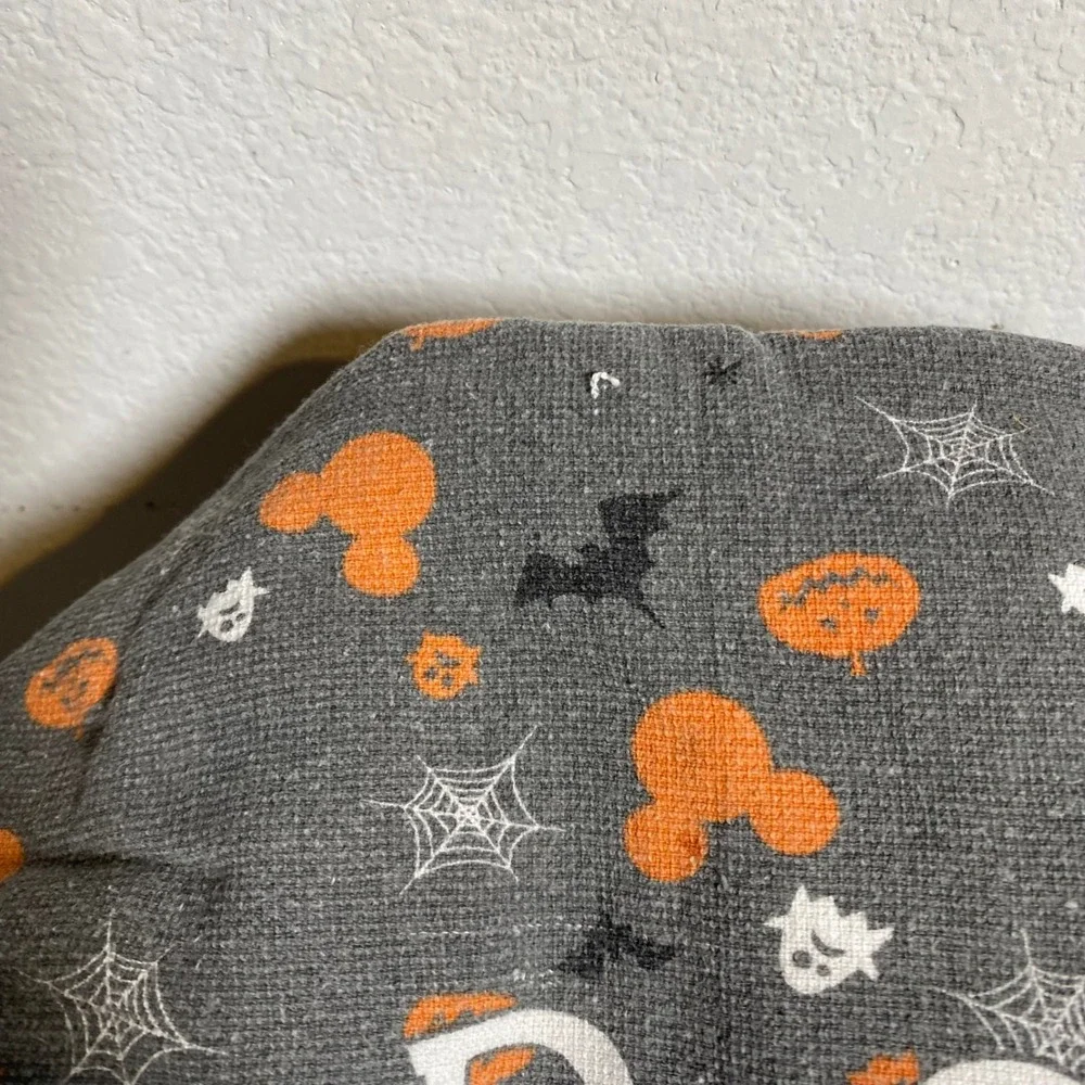 Disney halloween kitchen