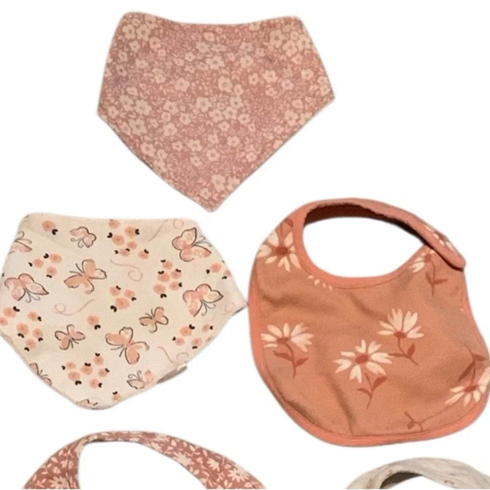 Carters baby bibs