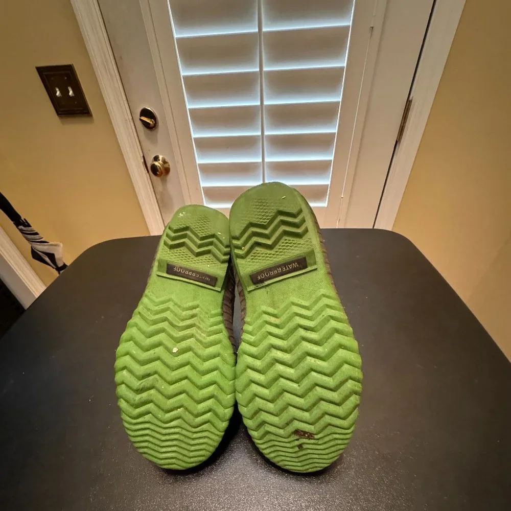 Sorel size waterproof