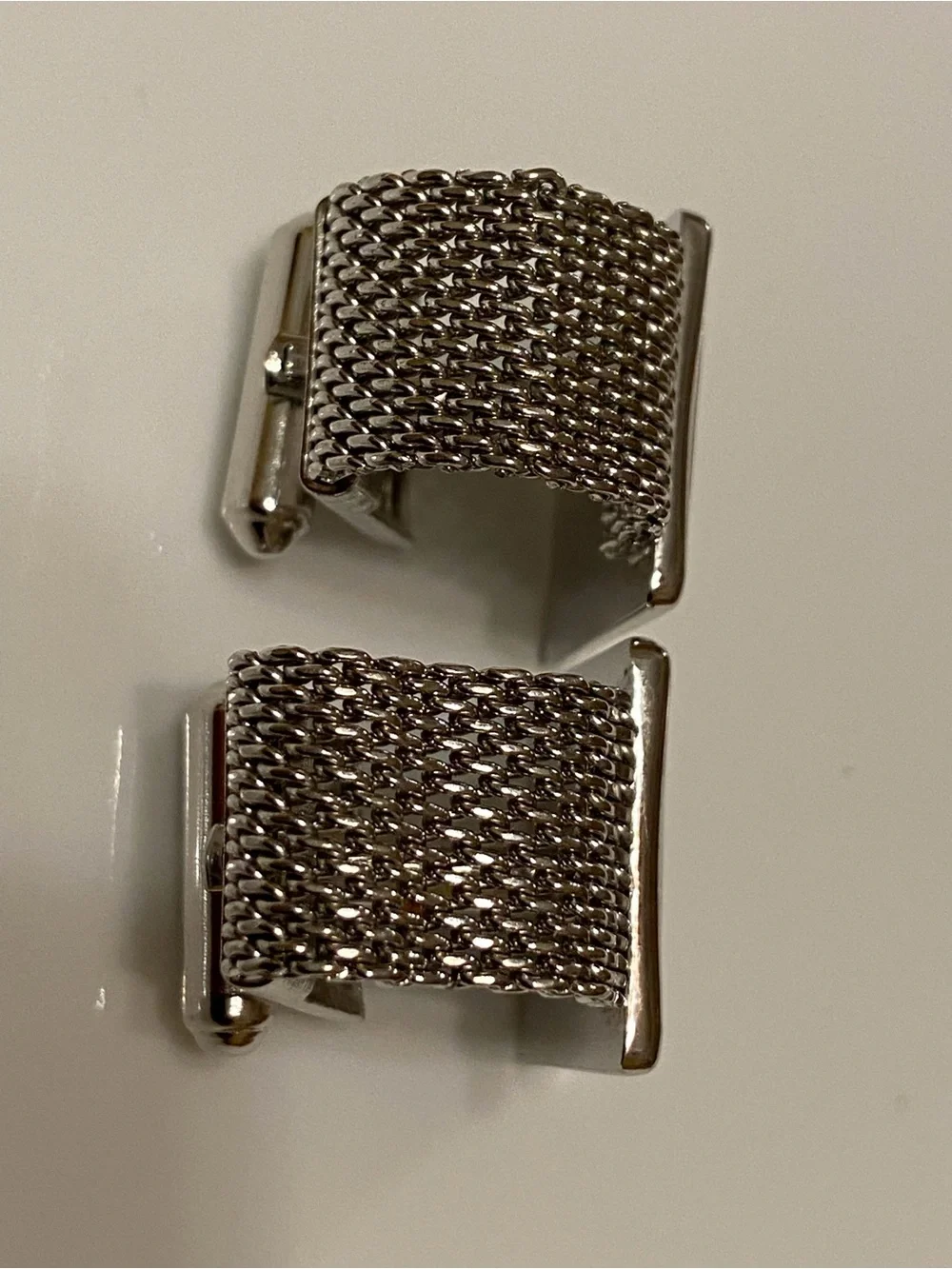 N/A polished silver
