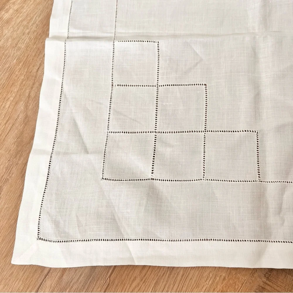 Vintage‎ Tablecloth Table Topper Crochet Off White 32.5