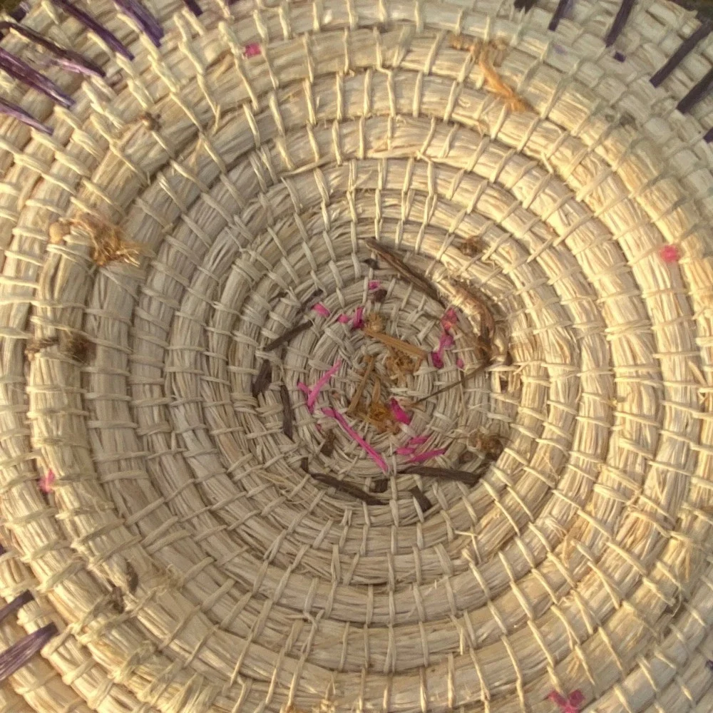 N/A handcrafted woven
