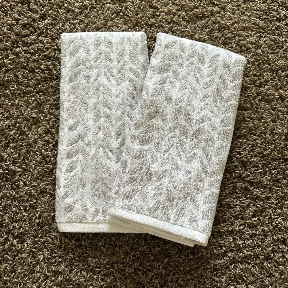 White & Grey Patterned Hand Towels