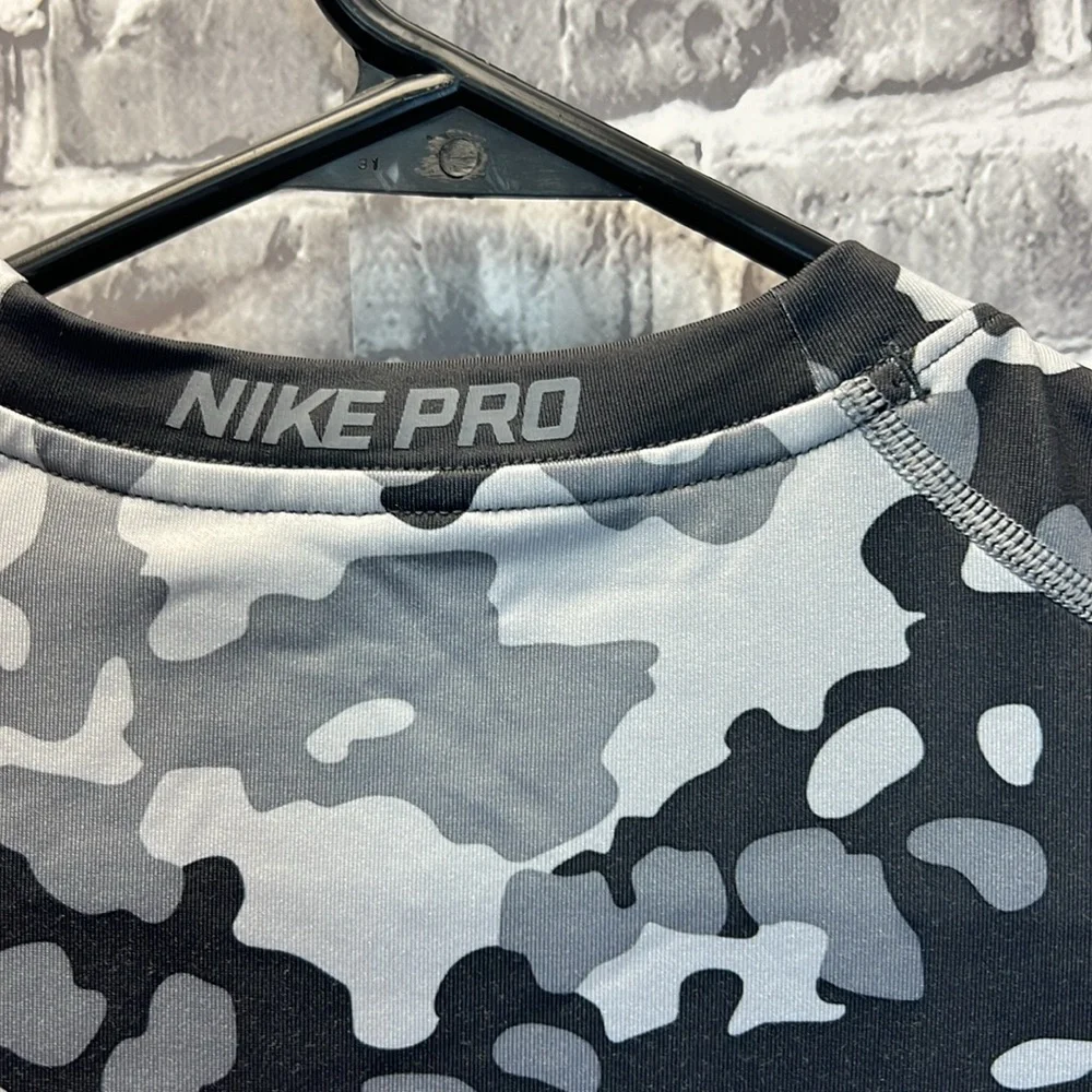 Nike boys pro