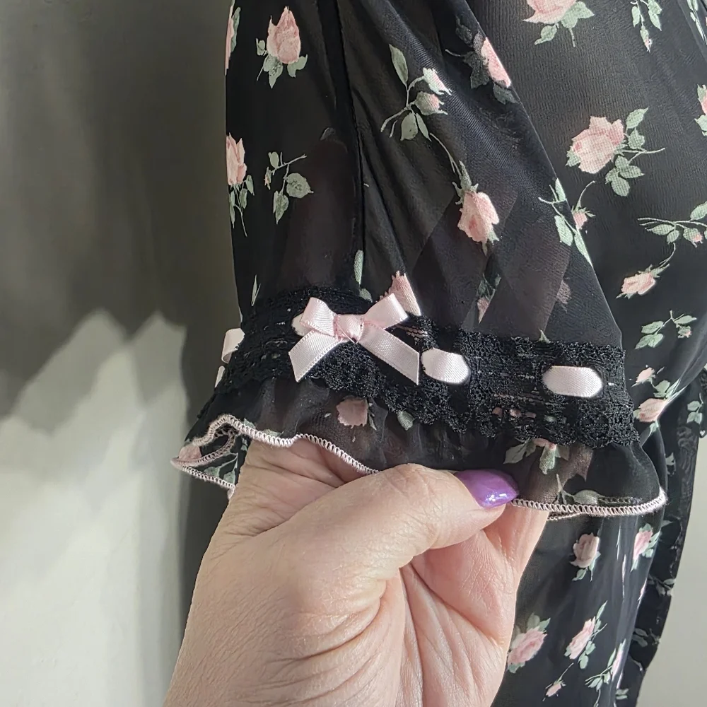 In Bloom material pretty pre