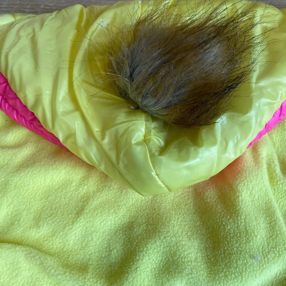 Top Paw - Yellow Puffer Coat‎ with Pom Pom Hood - Size L