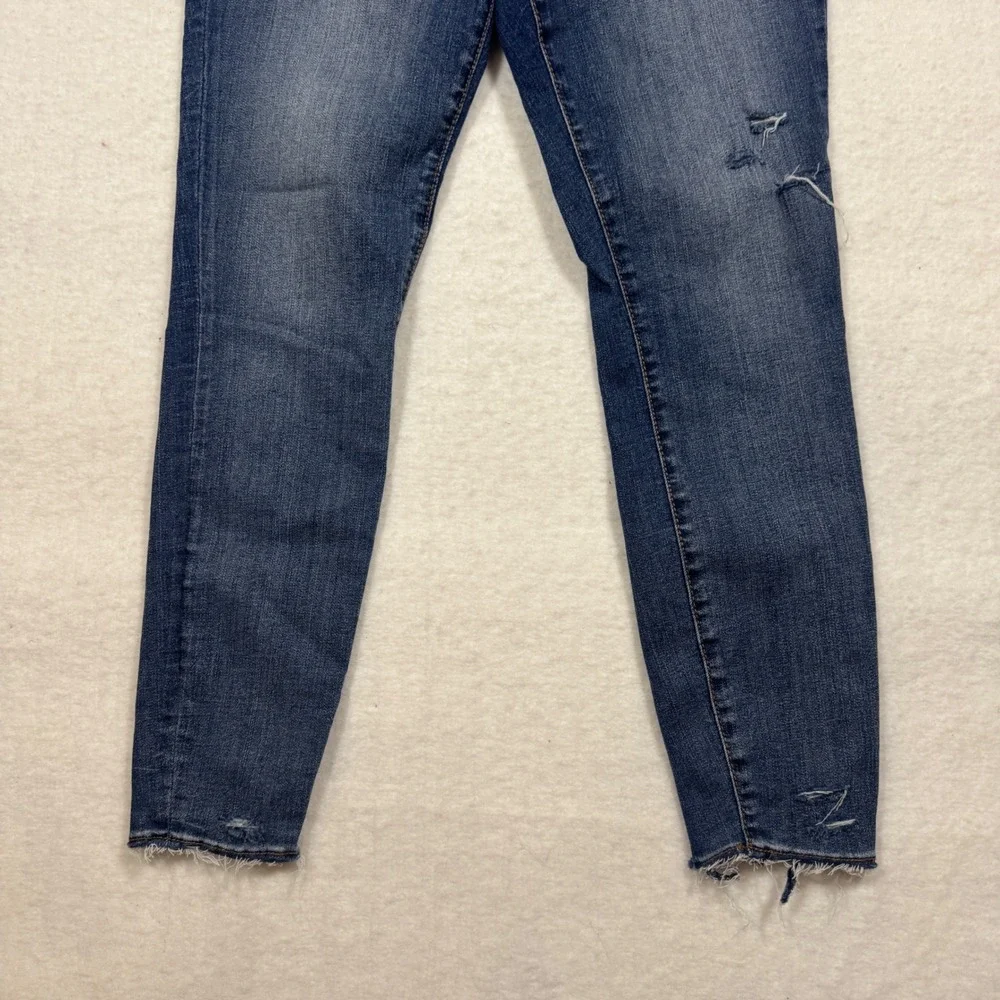 Kut from the Kloth keywords distressed