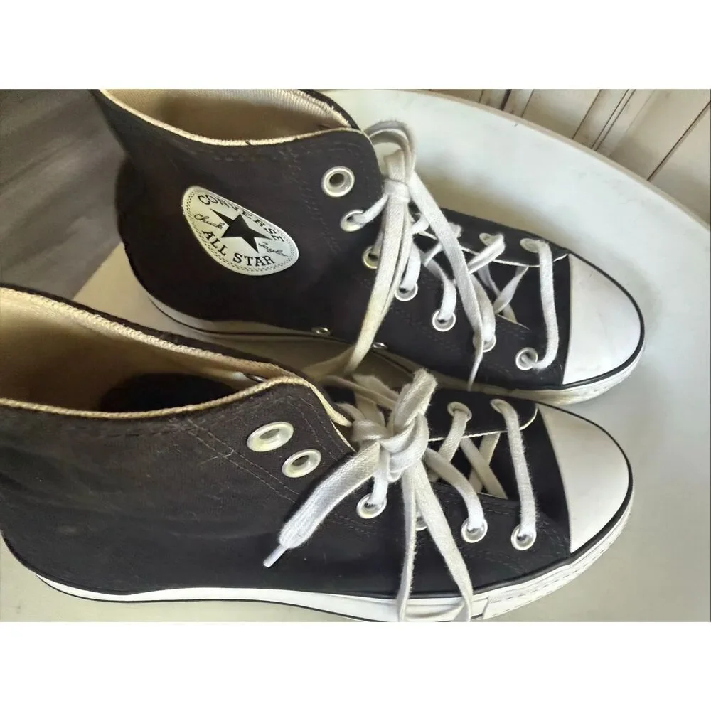 Converse women chuck