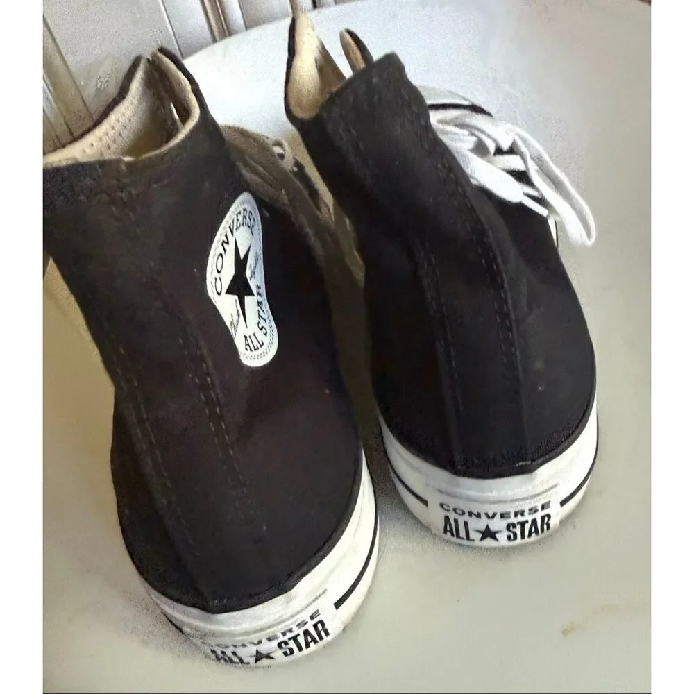 Converse women chuck
