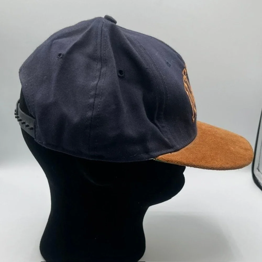 Classic Sportswear vintage university