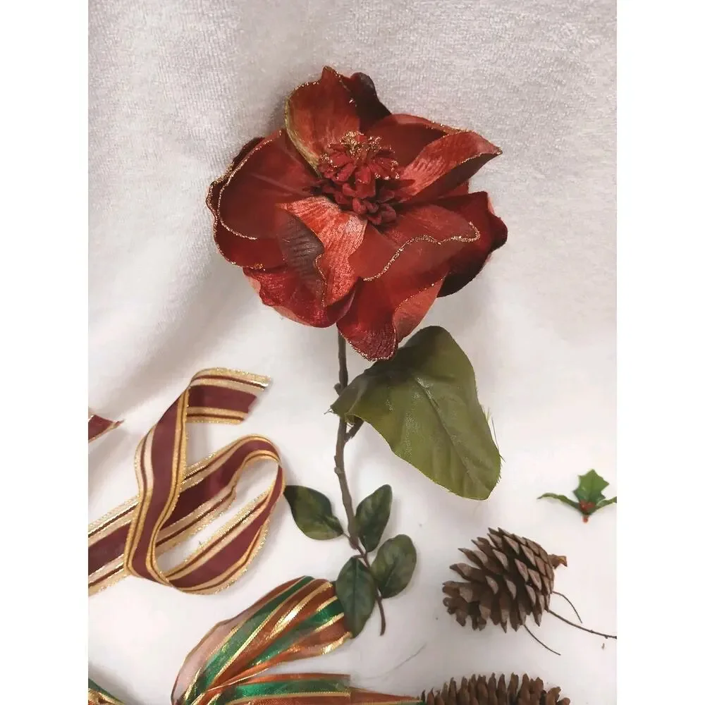 VNTG Christmas Decor Accessories Rose Pine cones Ribbons‎ Candycane Candles Nuts