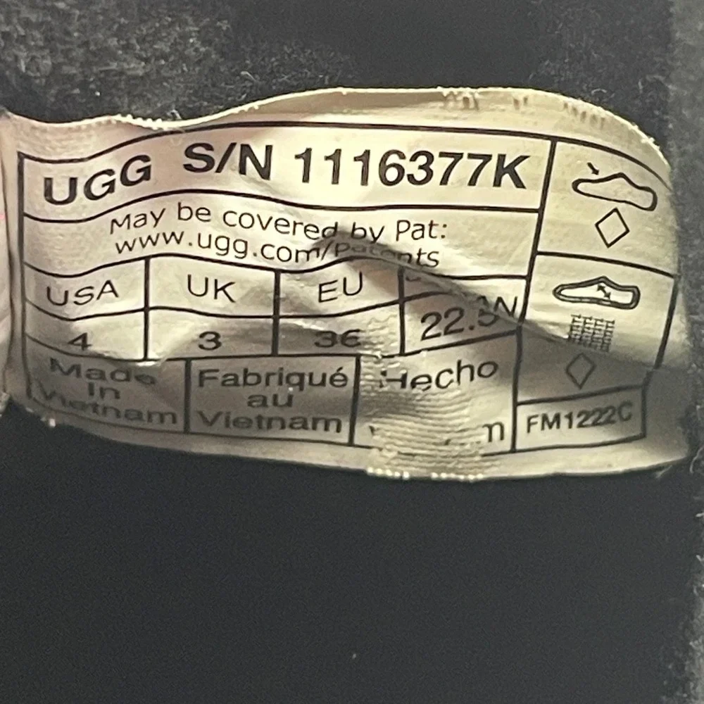 UGG scuffs markings