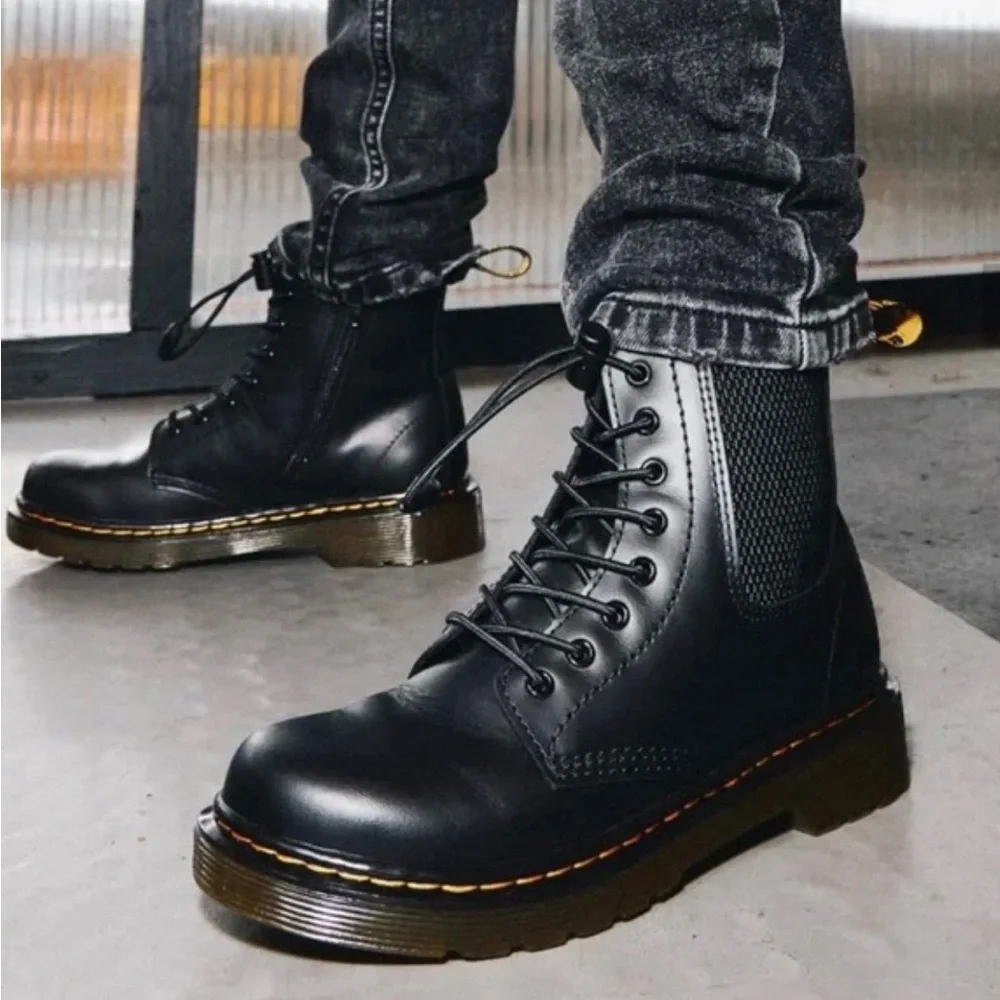 DR. MARTENS 1460 Harper J Black Boots‎ Unisex