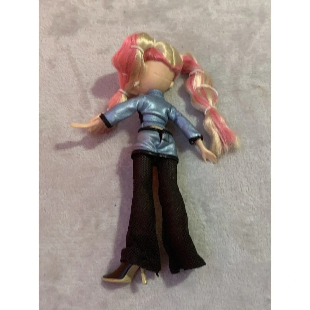 MGA Entertainment bratz live