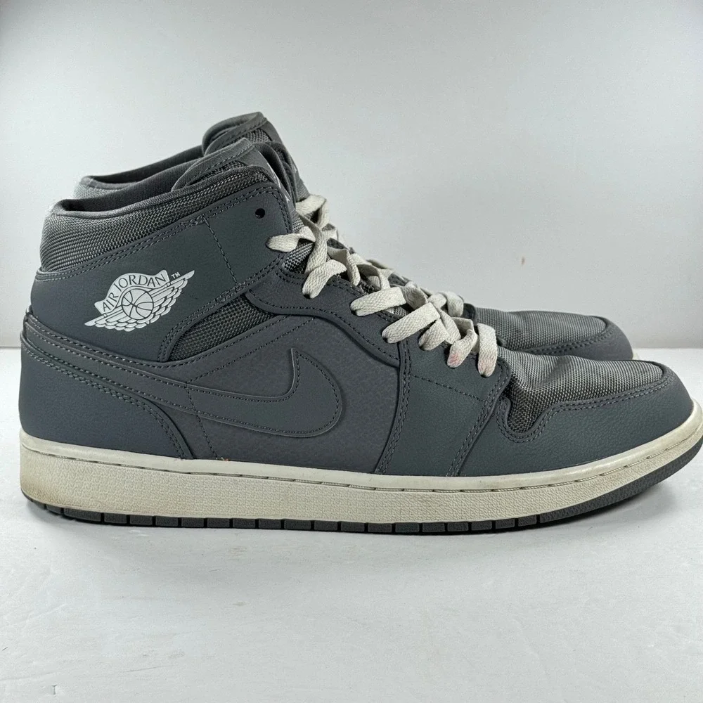 Nike Air‎ Jordan 1 Mid Cool Grey White 554724-022 Mens Size 12 Basketball Shoes