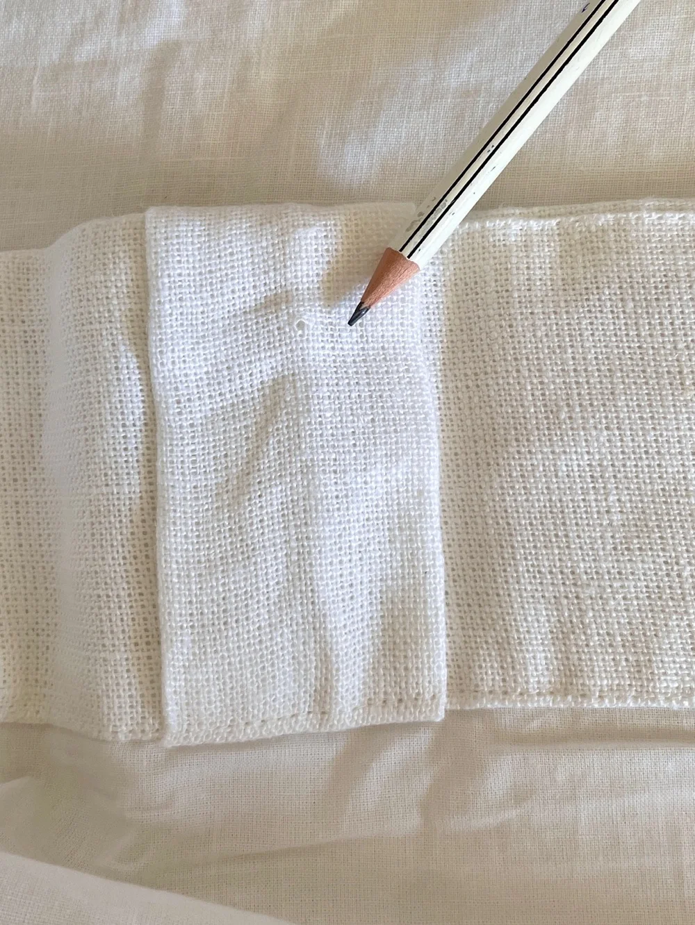 Quince textured linen