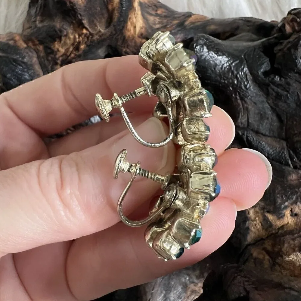 Coro vintage screw