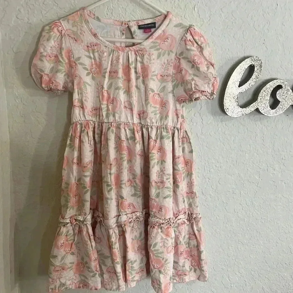 Vince camuto flower dress size 7