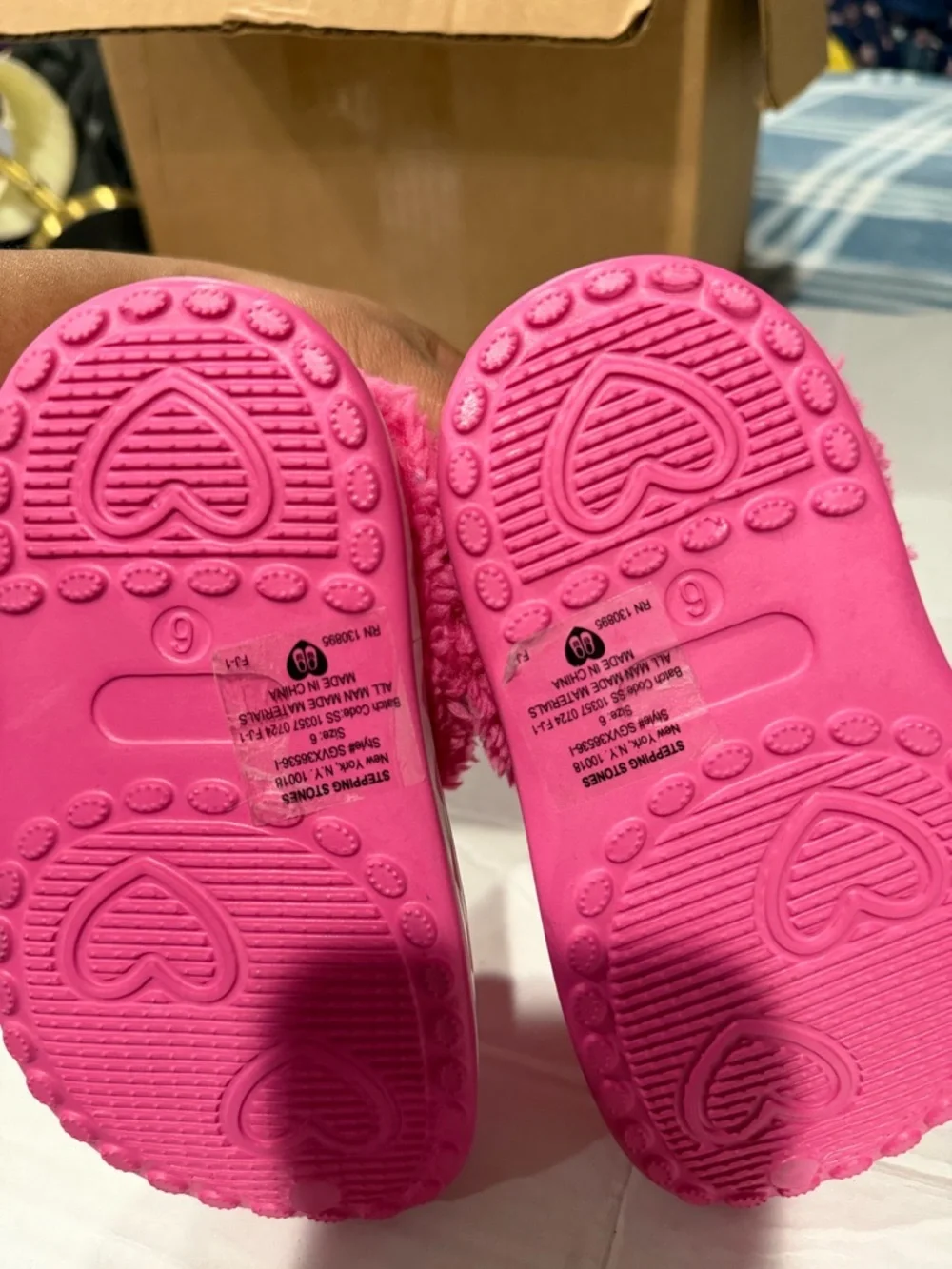 Kids Pink Heart Slip-On Clogs with Fuzzy Lining